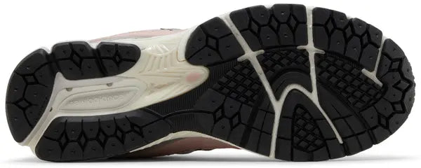 New Balance 2002R Orb Pink