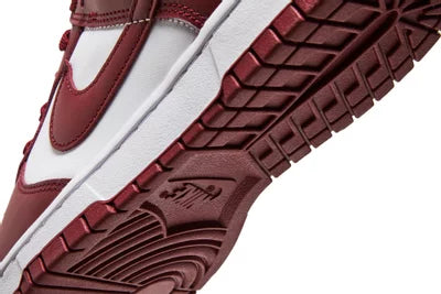 Nike Dunk Low Team Red