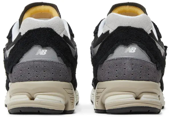 New Balance 2002R Protection Pack Black Grey