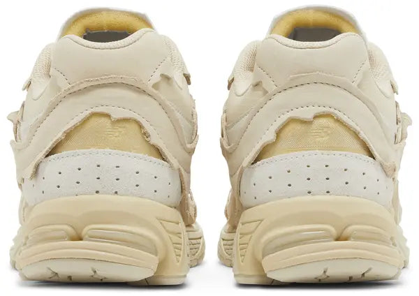 New Balance 2002R Protection Pack Sandstone