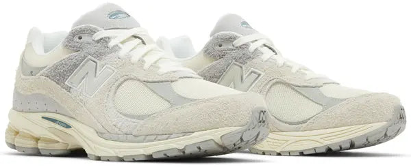 New Balance 2002R Linen