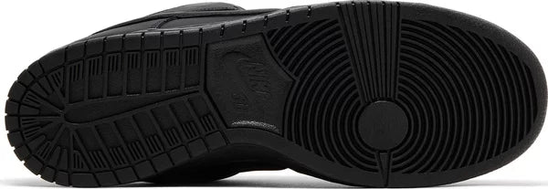 Nike SB Dunk Low Pro Triple Black