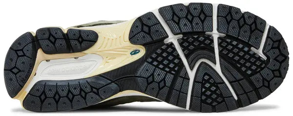 New Balance 2002R Protection Pack Mirage Grey