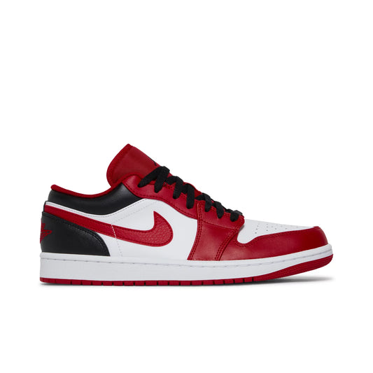 Jordan 1 Low Bulls